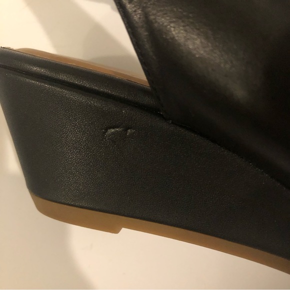 Comfortiva Black Wedge Strap Sandal NWOT - Picture 14 of 14